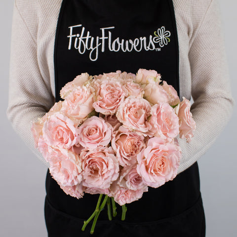 Pink Spray Garden Rose Flower Bunch in Hand