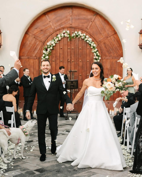 Elegant Ivory and Peach Arizona Wedding