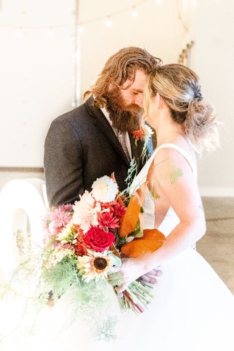 A Creekside Affair Styled Shoot