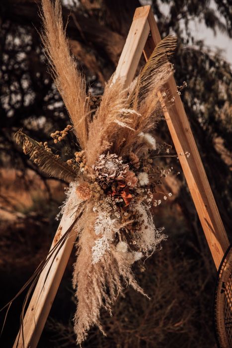 A Creekside Affair Styled Shoot