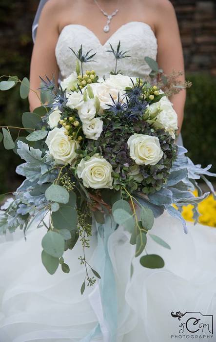 Antique Garden Love Story