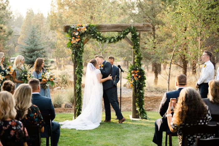 Early Fall Oregon Wedding