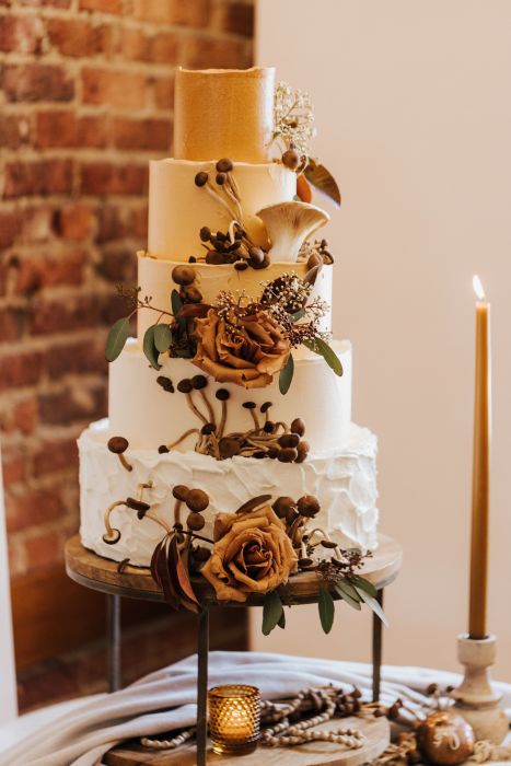 Vintage Brown and Orange Styled Shoot