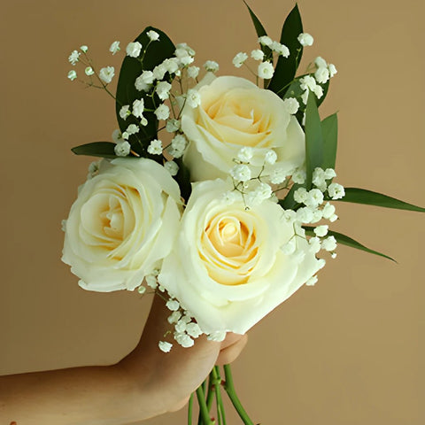 Mother's Day Three Roses Bouquet for Gifting