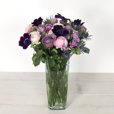 Stylish Purple Wholesale Flower Bouquet In a Vase